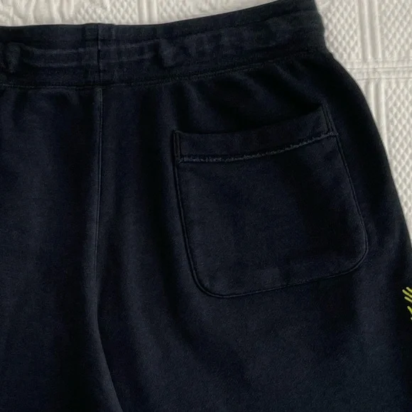 Nike Athletic Catching Air Alumni Fleece Sweat Shorts Men Small Black Neon - Picture 5 of 13